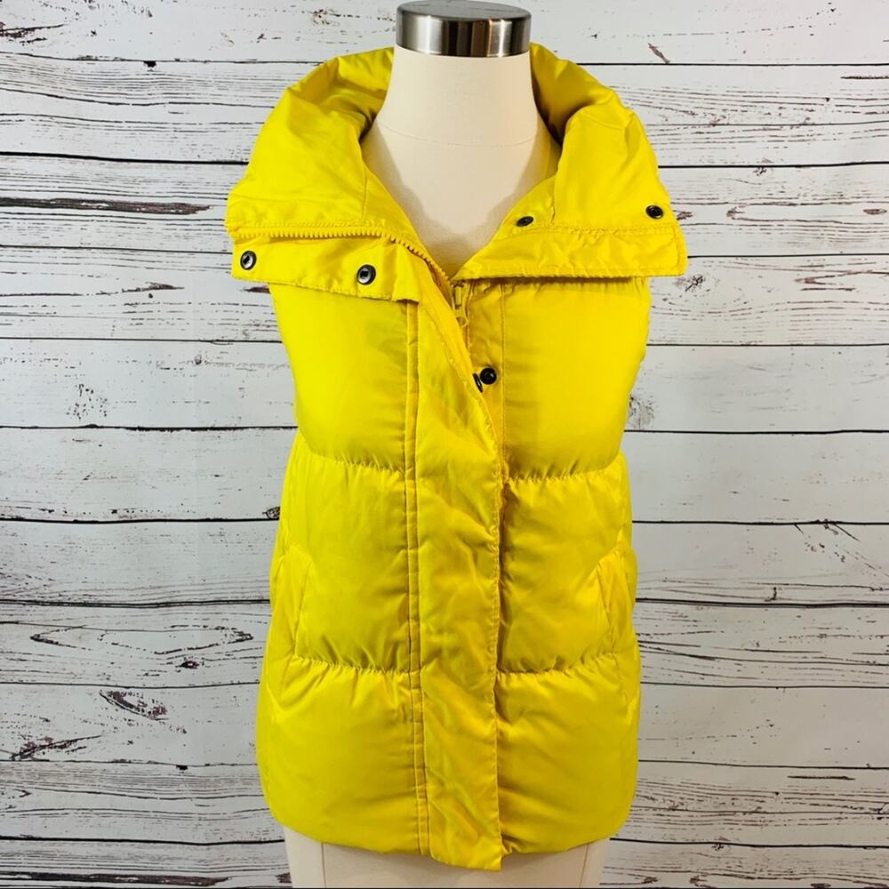 Gap Yellow Puffer Vest Winter Fall warm